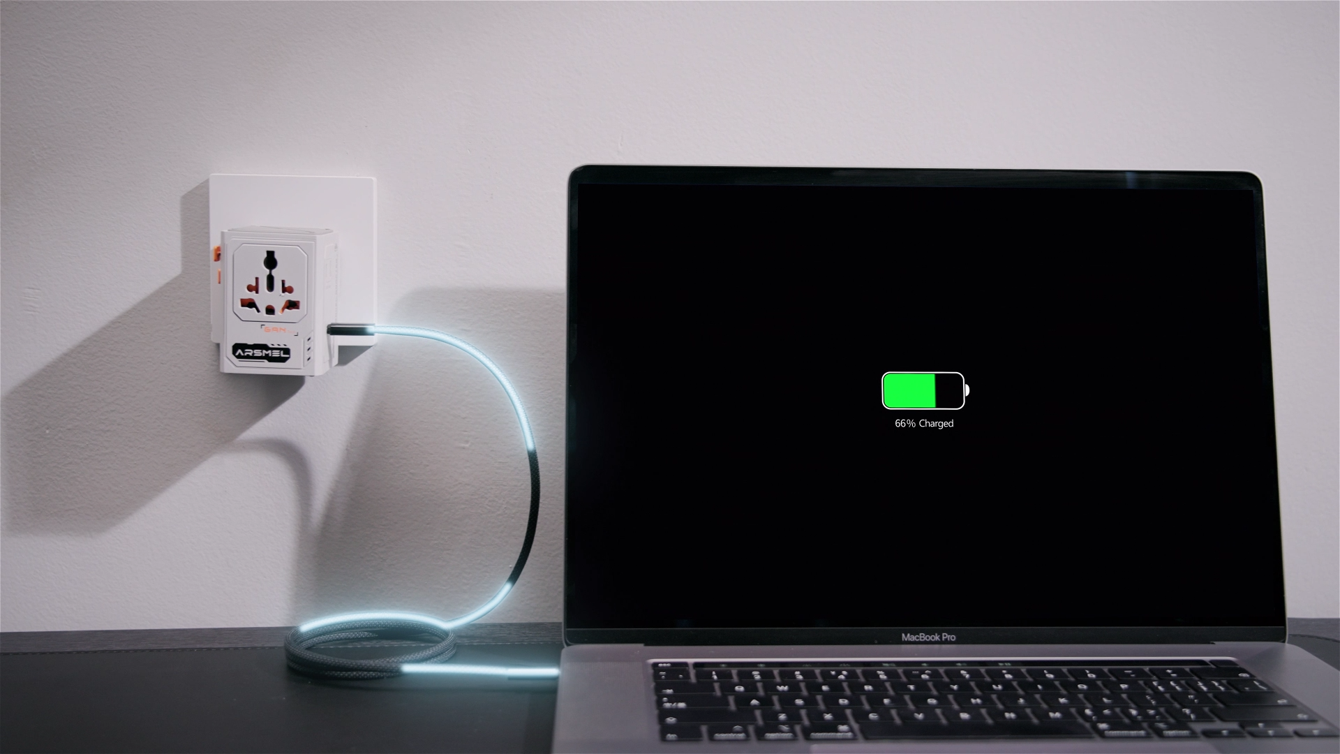 ARSMEL VisaGo 100W Travel Adapter with Built-in Voltage Display